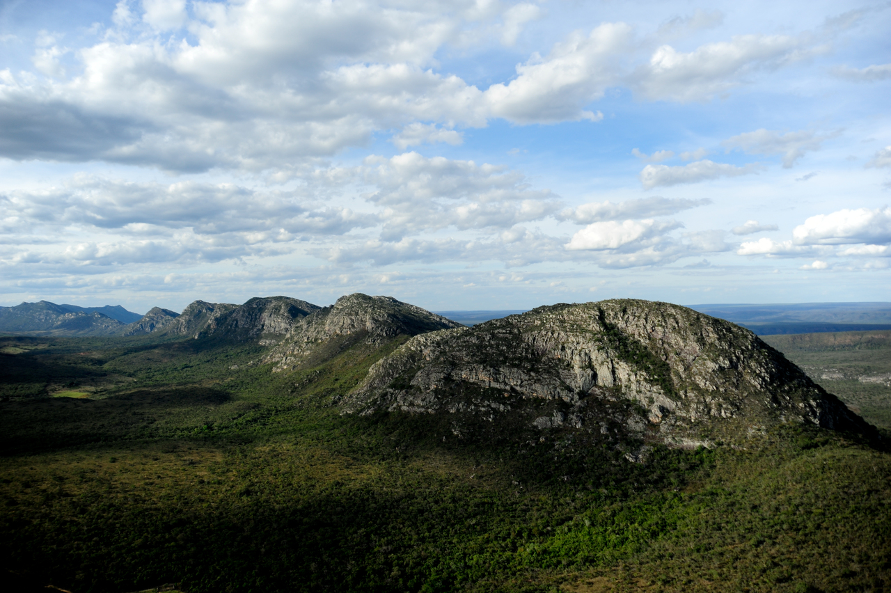 Parque Estadual de Grão Mogol está inserido, em sua maior extensão, na Serra Geral que, na região, é conhecida por Serra da Bocaína